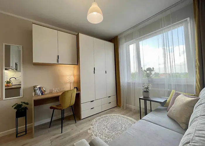 Lym - Wiktoryn 6a Apart * Varşova